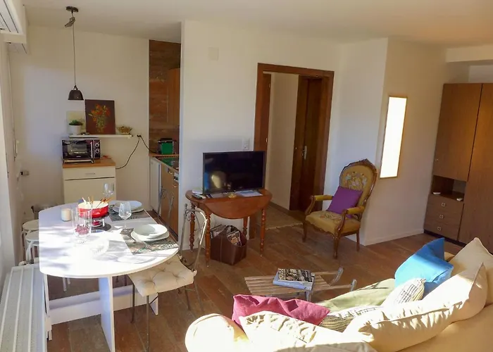 Lejlighed Du Rhone B40 By Interhome